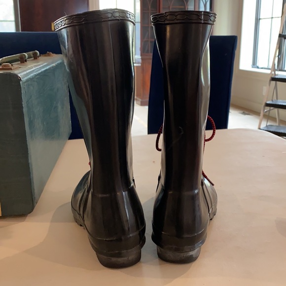 Hunter Black w/ Red Laces 11" H Rain Boots sz 7/8 - Picture 3 of 7